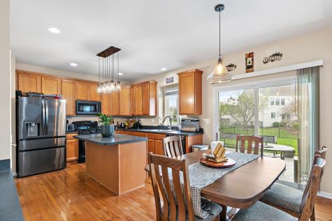 4077 Stratford Lane Carpentersville IL 60110