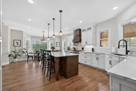 37W530 Grey Barn Road St. Charles IL 60175