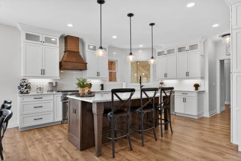 37W530 Grey Barn Road St. Charles IL 60175