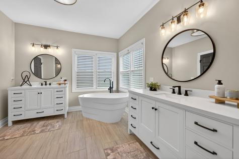37W530 Grey Barn Road St. Charles IL 60175