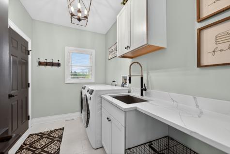 37W530 Grey Barn Road St. Charles IL 60175