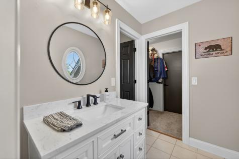 37W530 Grey Barn Road St. Charles IL 60175