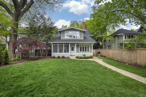 925 Elmwood Avenue Evanston IL 60202
