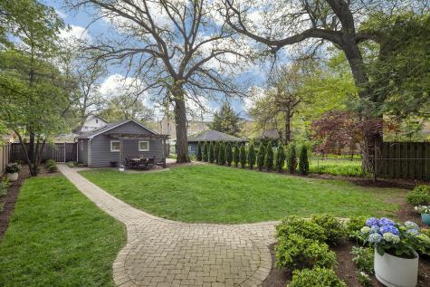 925 Elmwood Avenue Evanston IL 60202