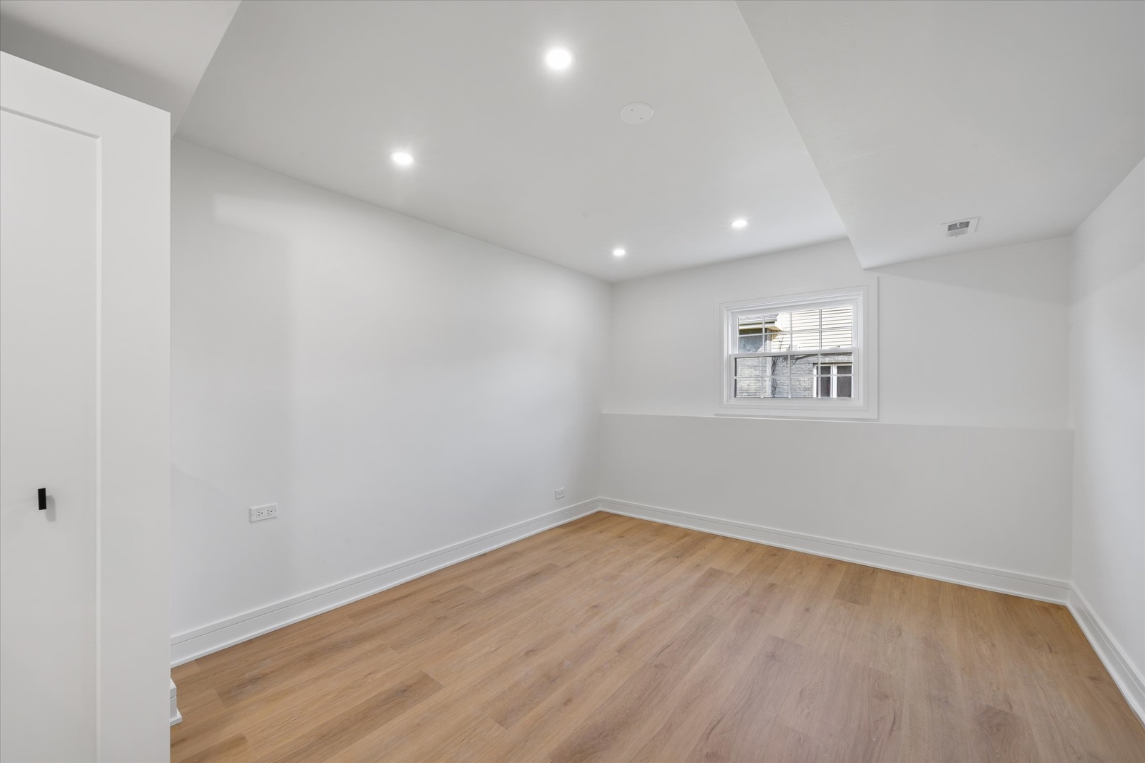 7825 Stratford Place Darien IL 60561