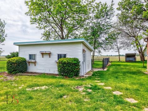 7672 East 3300 North Road Streator IL 61364