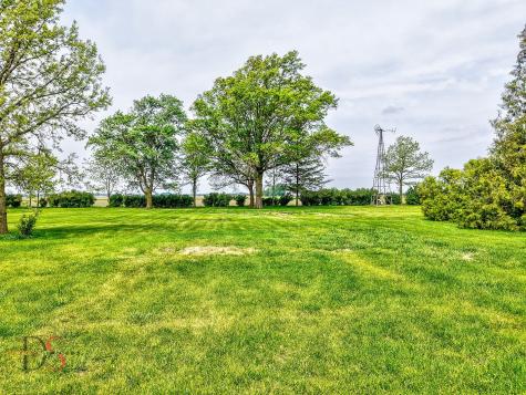 7672 East 3300 North Road Streator IL 61364