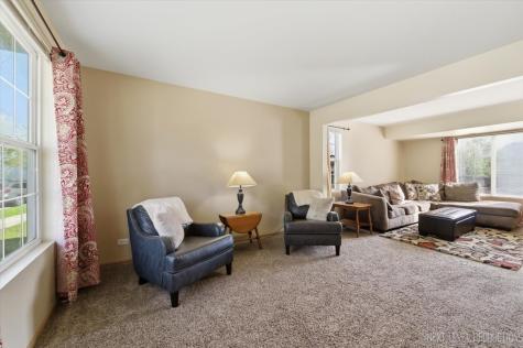 604 Roosevelt Drive Oswego IL 60543