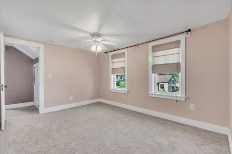 2226 15 1/2 Street Rock Island IL 61201
