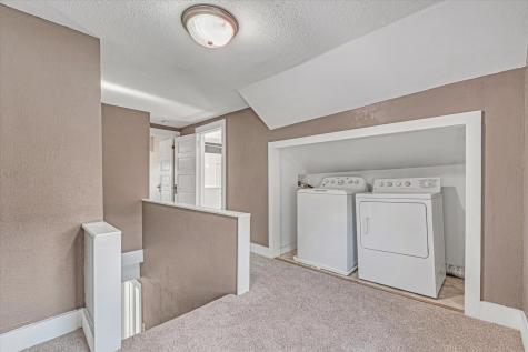 2226 15 1/2 Street Rock Island IL 61201