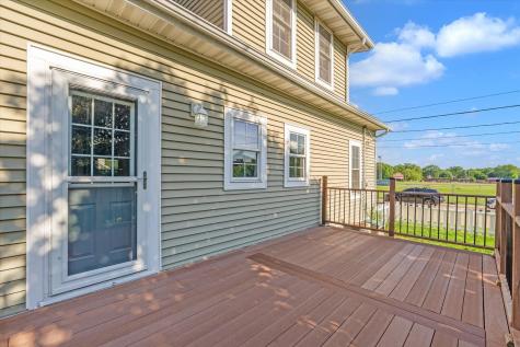 2226 15 1/2 Street Rock Island IL 61201
