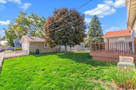 2226 15 1/2 Street Rock Island IL 61201