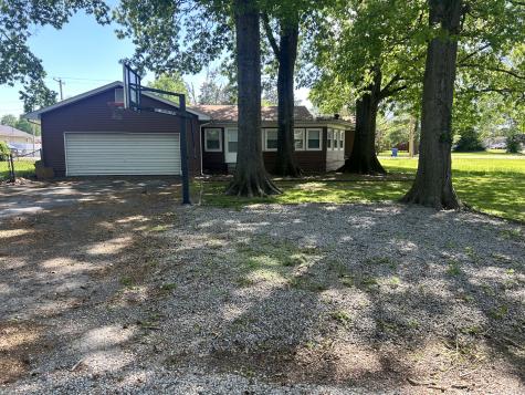 511 West 5th Street Benton IL 62812