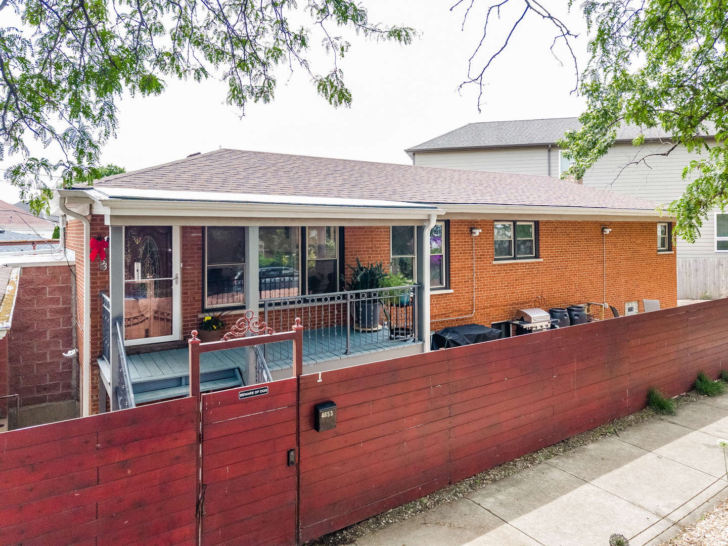 4653 North Kennicott Avenue Chicago IL 60630