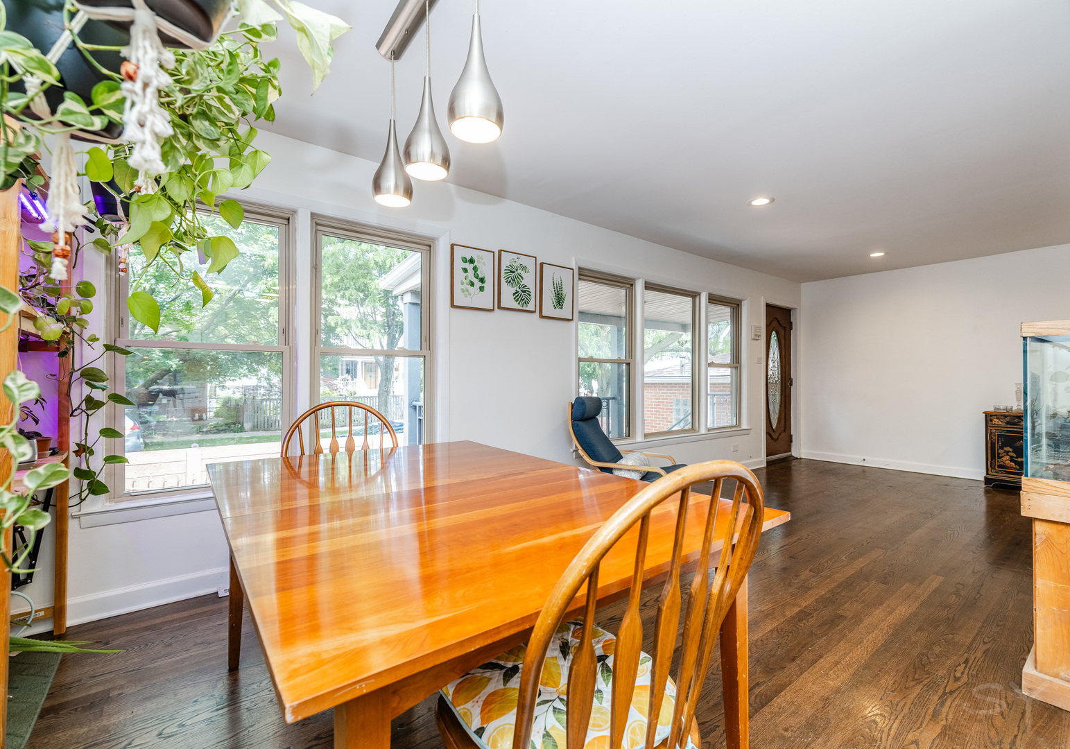 4653 North Kennicott Avenue Chicago IL 60630