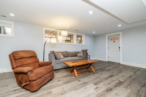 4653 North Kennicott Avenue Chicago IL 60630