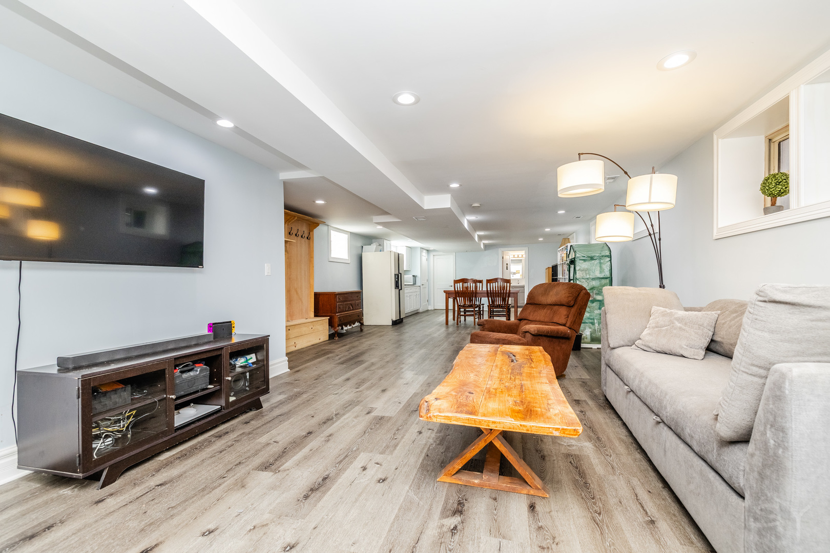 4653 North Kennicott Avenue Chicago IL 60630