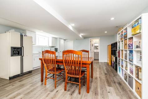 4653 North Kennicott Avenue Chicago IL 60630