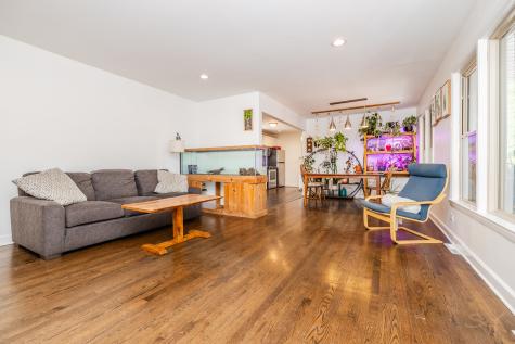 4653 North Kennicott Avenue Chicago IL 60630