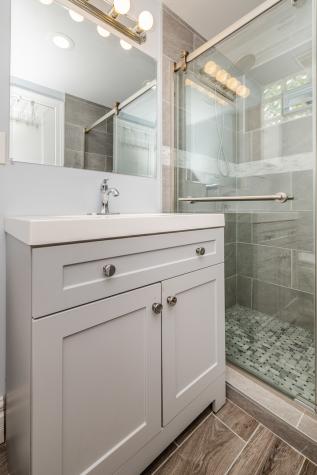 4653 North Kennicott Avenue Chicago IL 60630