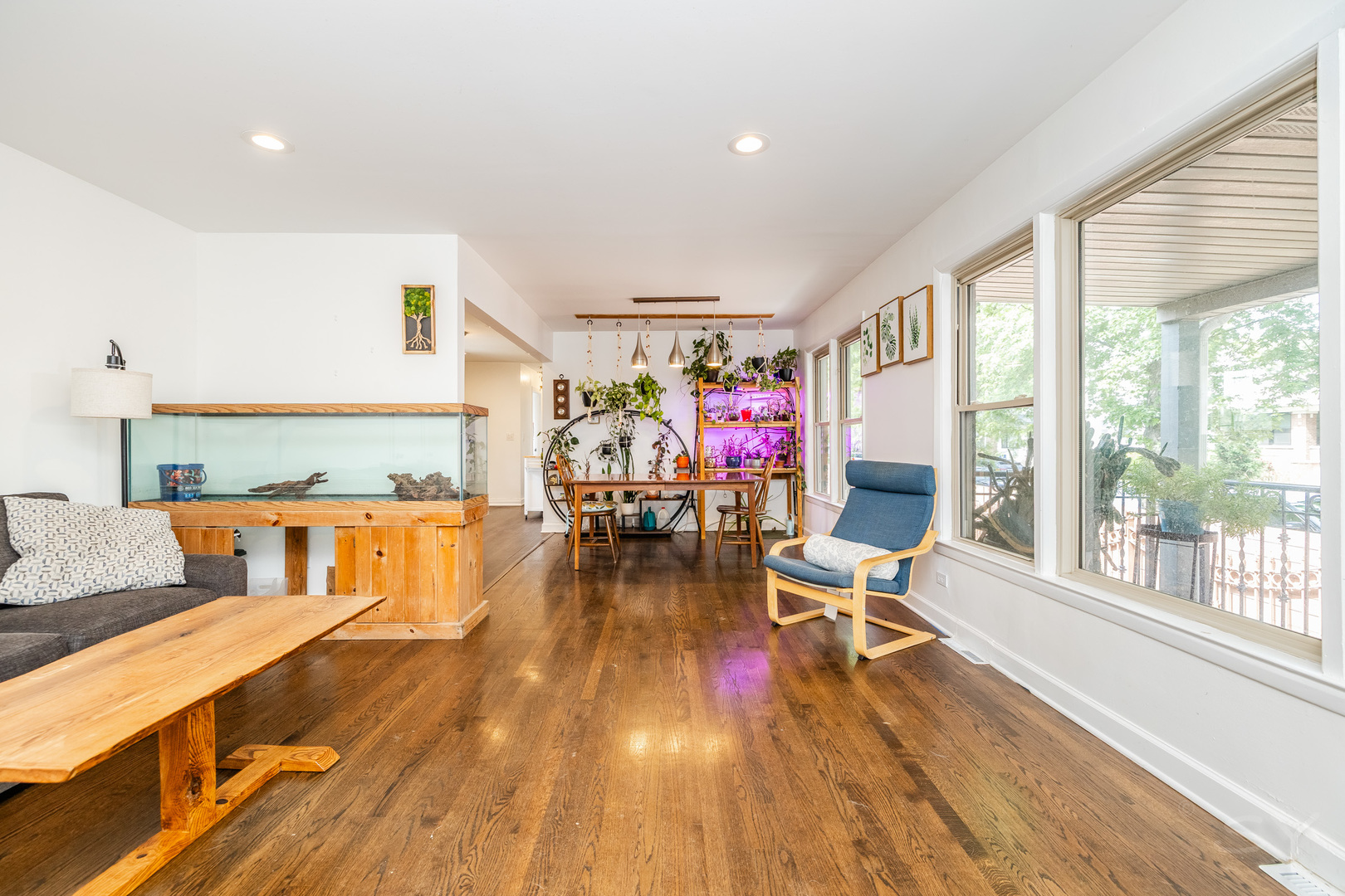 4653 North Kennicott Avenue Chicago IL 60630