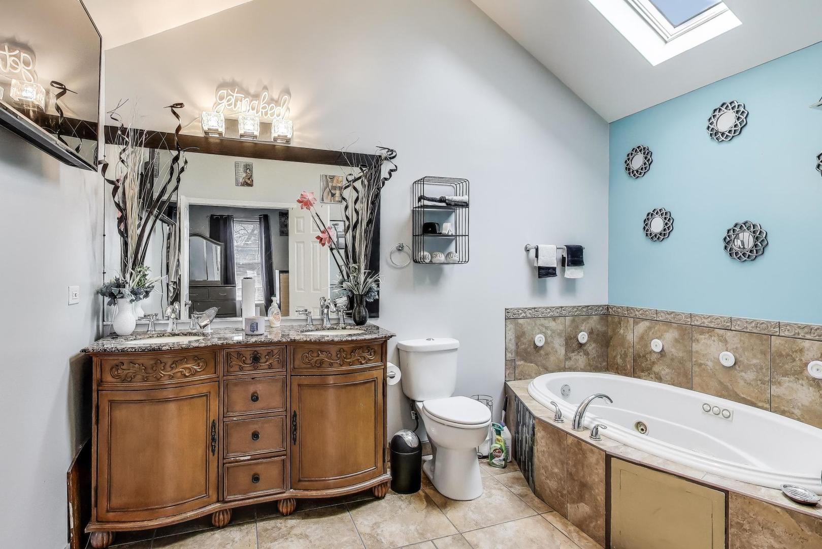 8618 South Morgan Street Chicago IL 60620