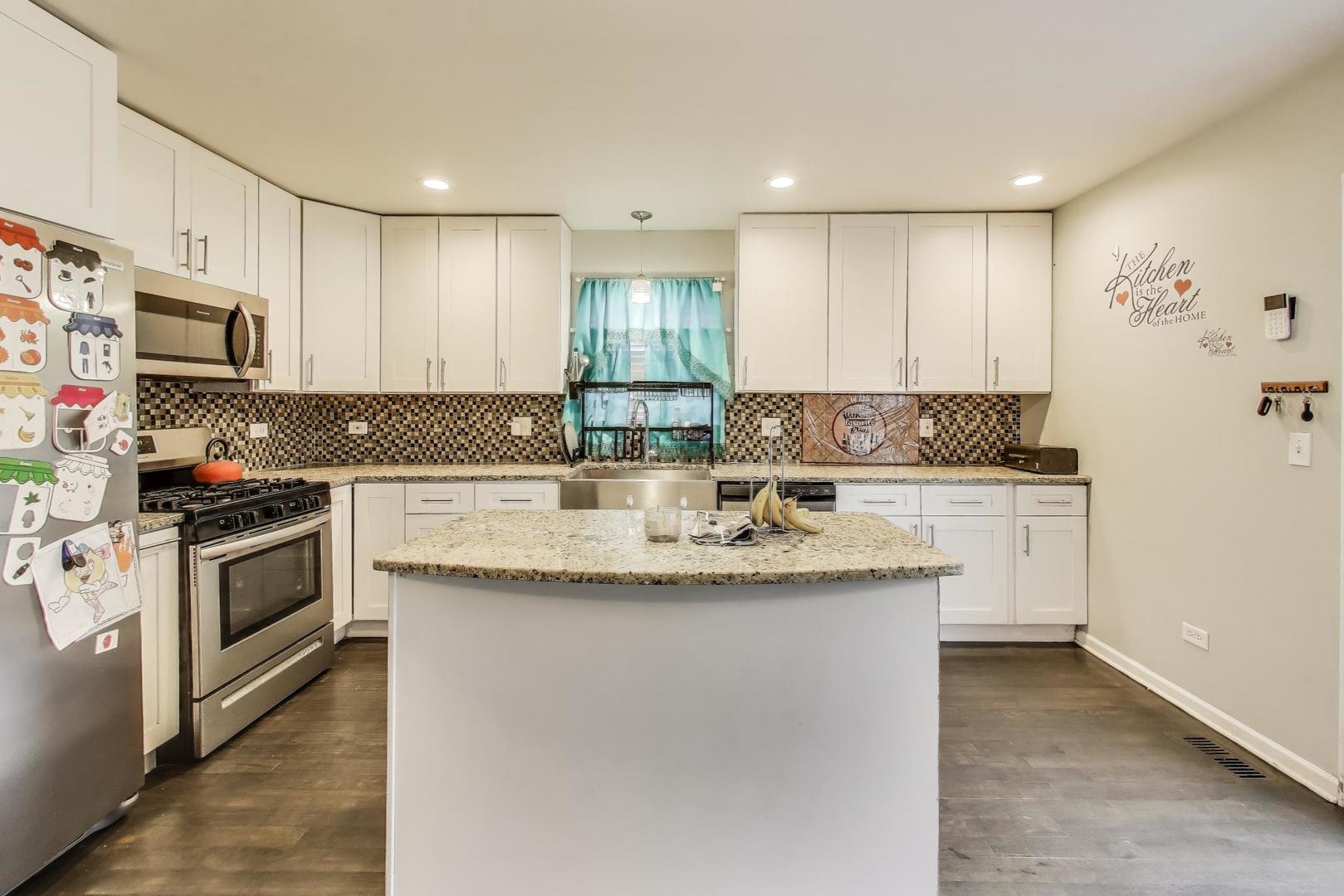 8618 South Morgan Street Chicago IL 60620