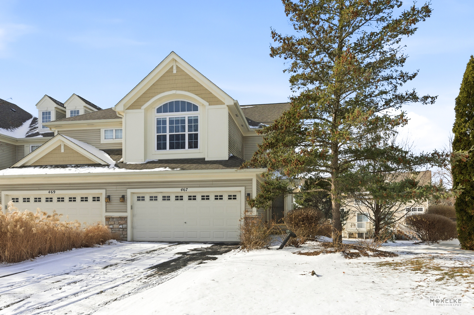 467 Vaughn Circle Aurora IL 60502
