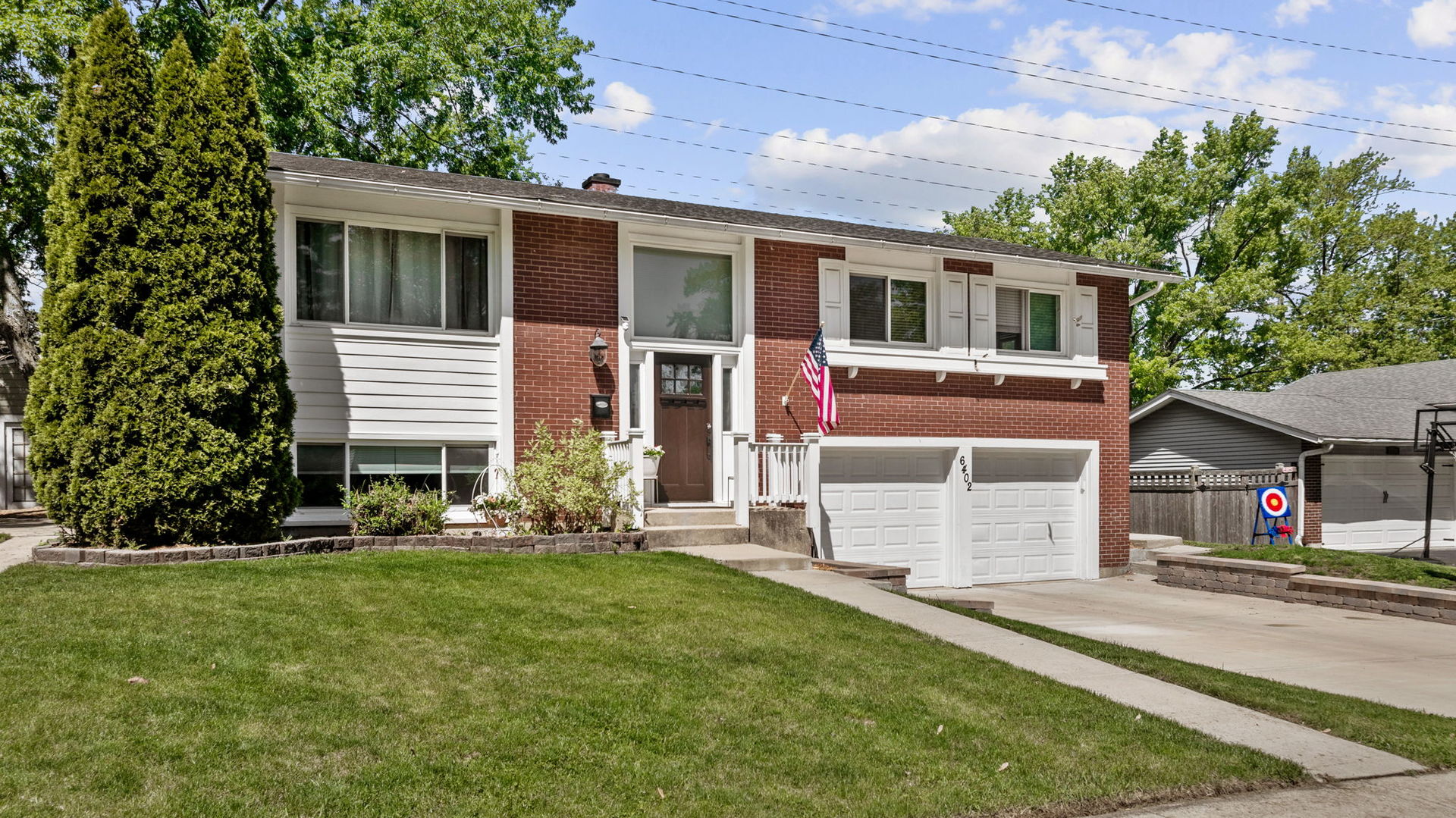 6402 Macarthur Drive Woodridge IL 60517