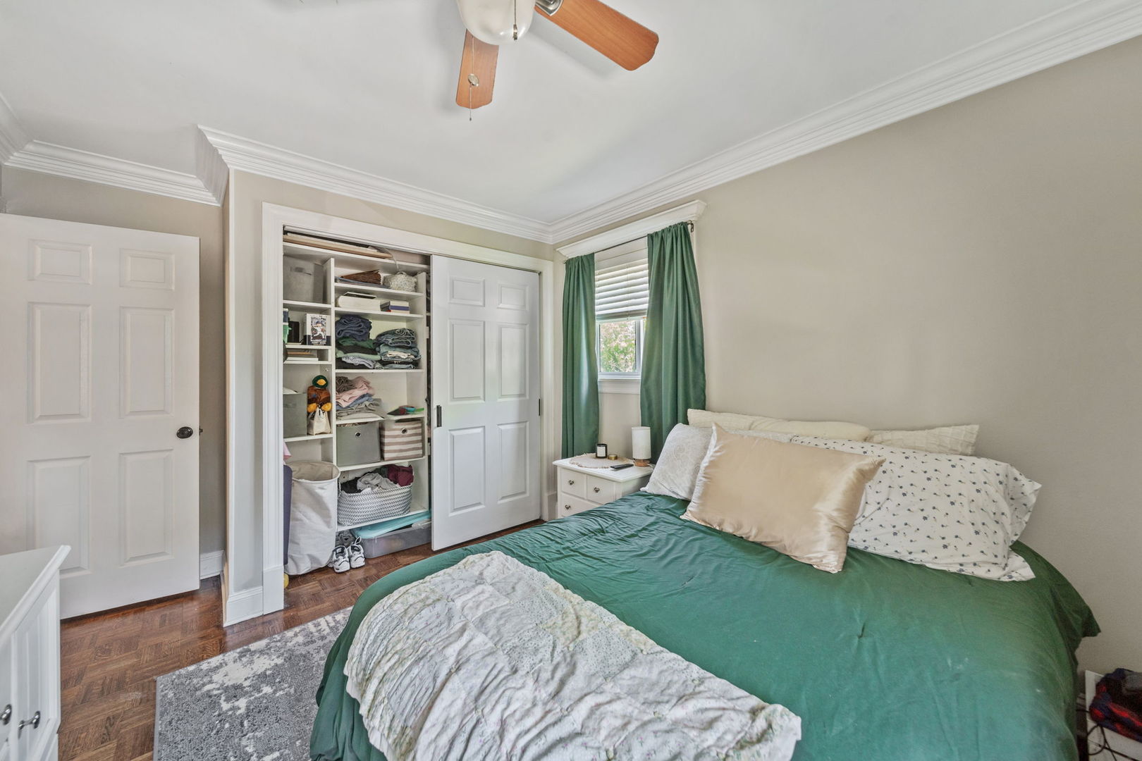 6402 Macarthur Drive Woodridge IL 60517