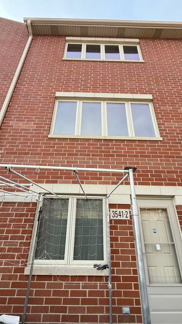 3541 South Maplewood Avenue Chicago IL 60632