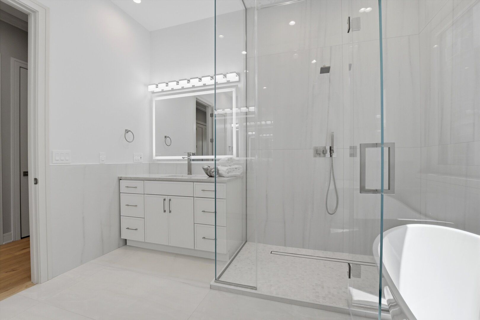 4444 North Greenview Avenue Chicago IL 60640