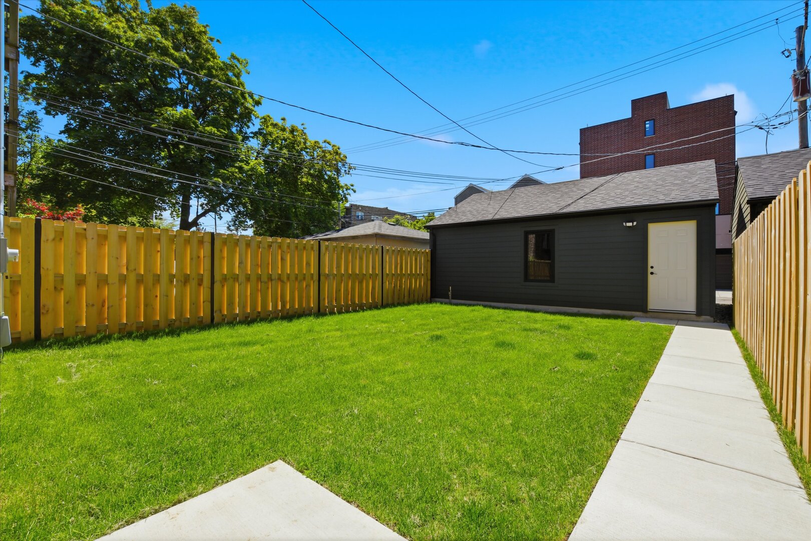 4444 North Greenview Avenue Chicago IL 60640