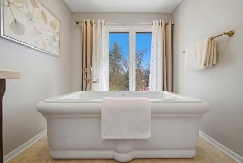 406 Woodley Woods Winnetka IL 60093