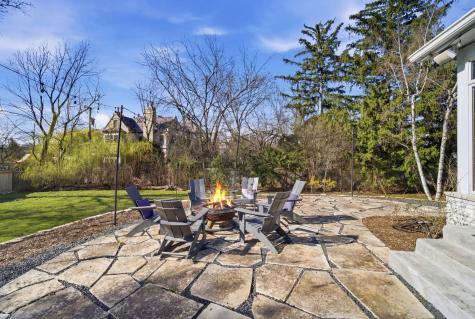 406 Woodley Woods Winnetka IL 60093