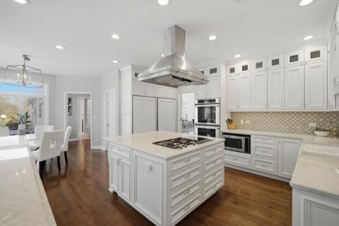 406 Woodley Woods Winnetka IL 60093