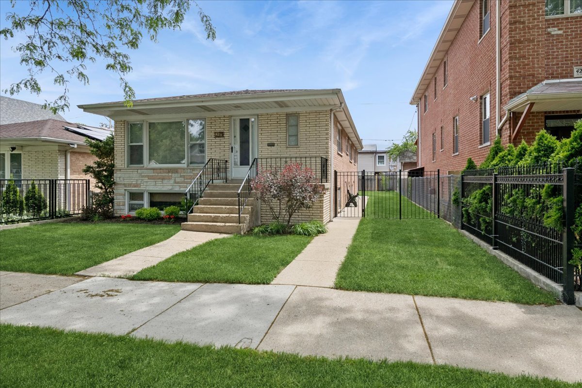 4211 North Melvina Avenue Chicago IL 60634
