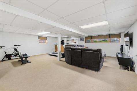 4211 North Melvina Avenue Chicago IL 60634
