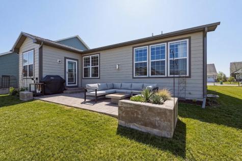 44 Pacific Avenue Hawthorn Woods IL 60047