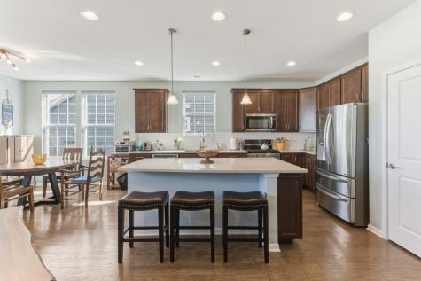 44 Pacific Avenue Hawthorn Woods IL 60047