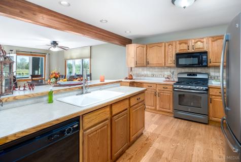 5918 Beachway Street Cary IL 60013