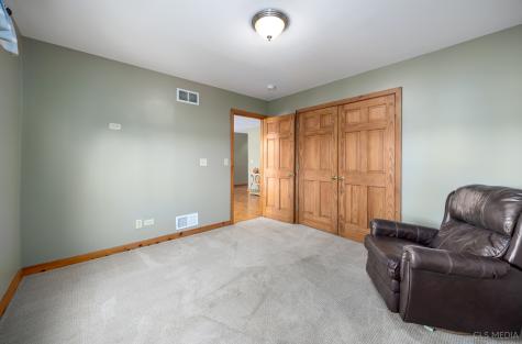 5918 Beachway Street Cary IL 60013