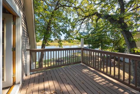 5918 Beachway Street Cary IL 60013