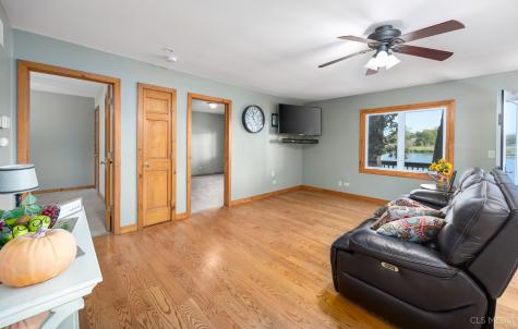 5918 Beachway Street Cary IL 60013