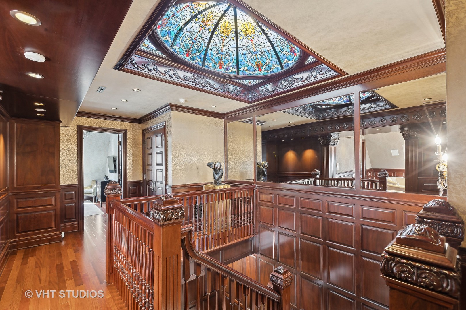 915 North Dearborn Street Chicago IL 60610