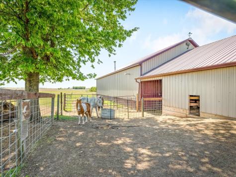 8899 Mcdougall Road Rockford IL 61101