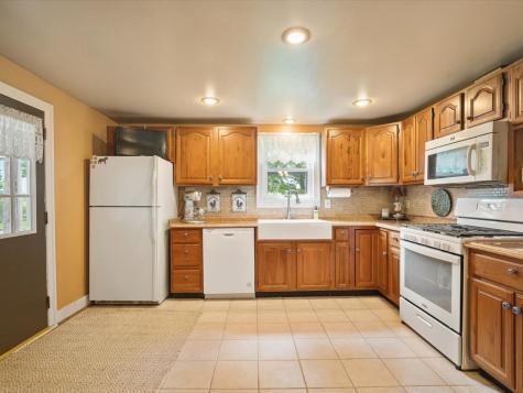 8899 Mcdougall Road Rockford IL 61101