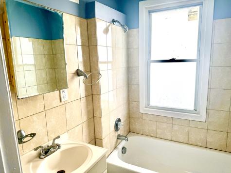 324 22ND Avenue Bellwood IL 60104