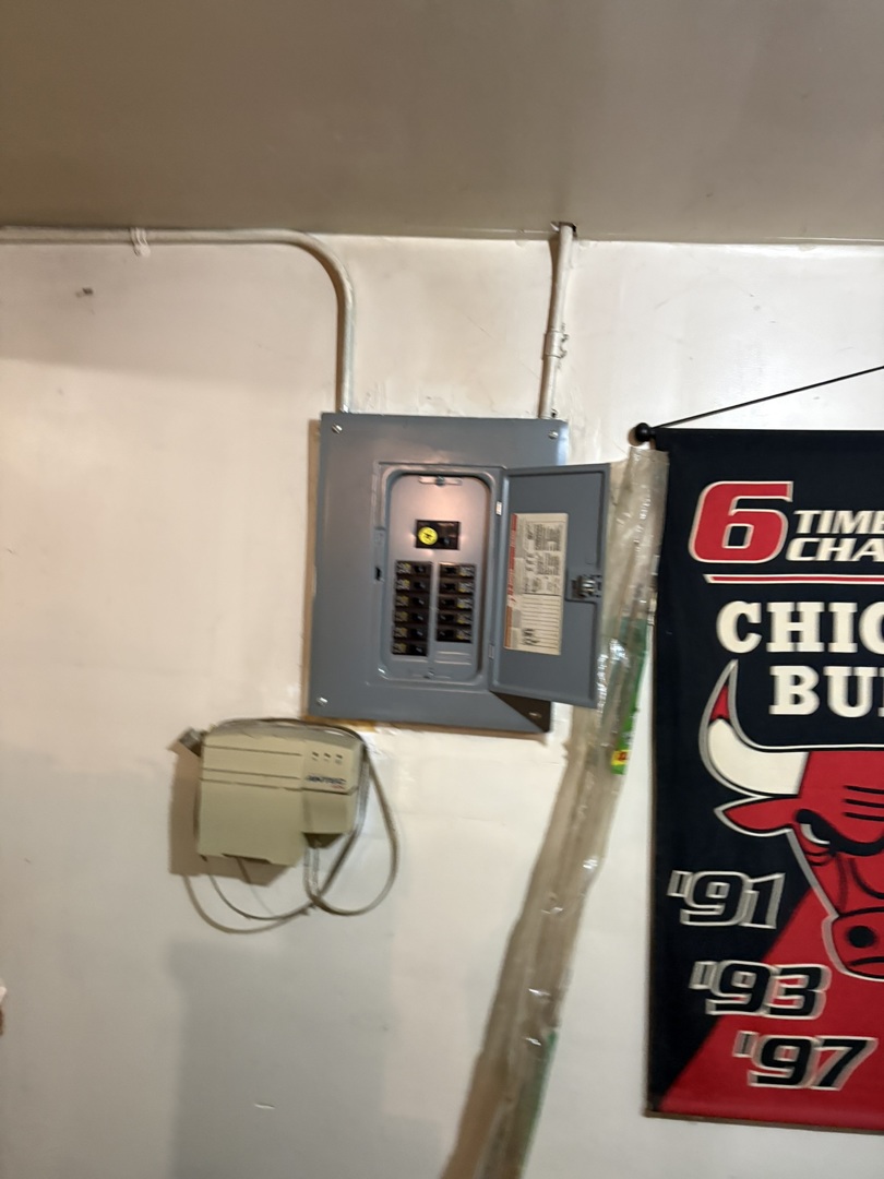 2016 West 52nd Street Chicago IL 60609