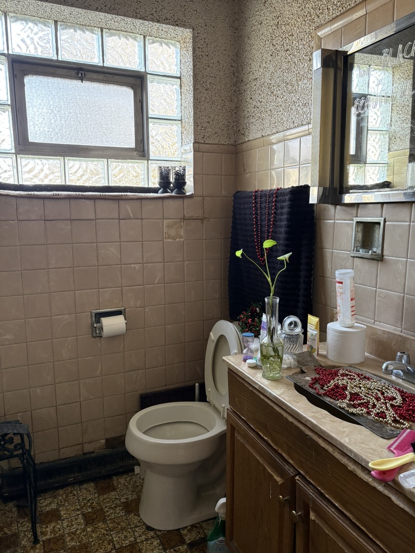 2016 West 52nd Street Chicago IL 60609